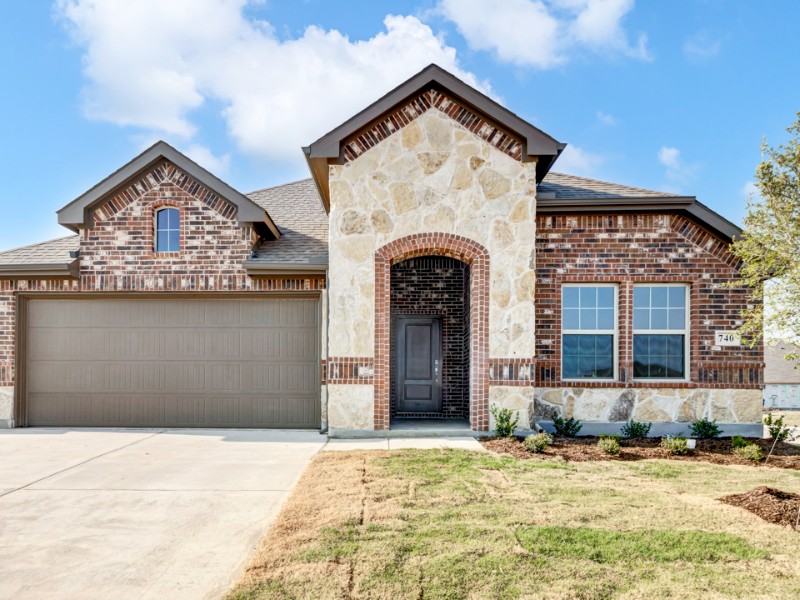 640 New Dawn Drive - Texas - Lavon - 75166