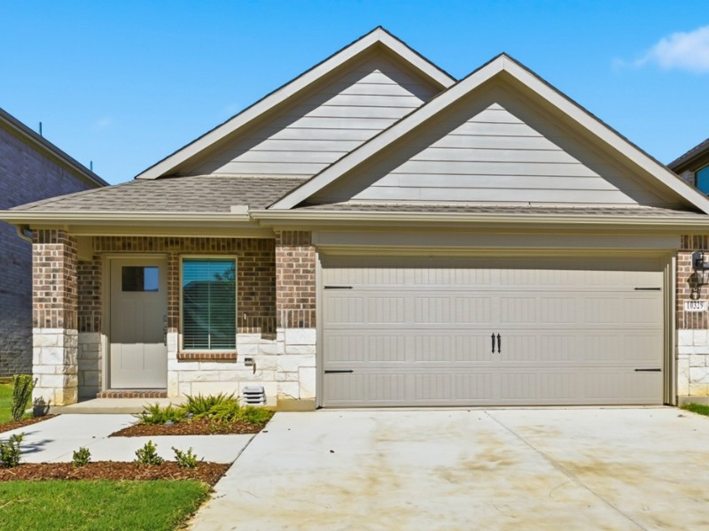 2604 O'Connell Circle - Texas - Aubrey - 76227