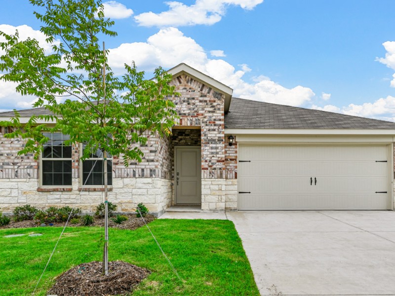 5048 Blazer Way - Texas - Garland - 75043