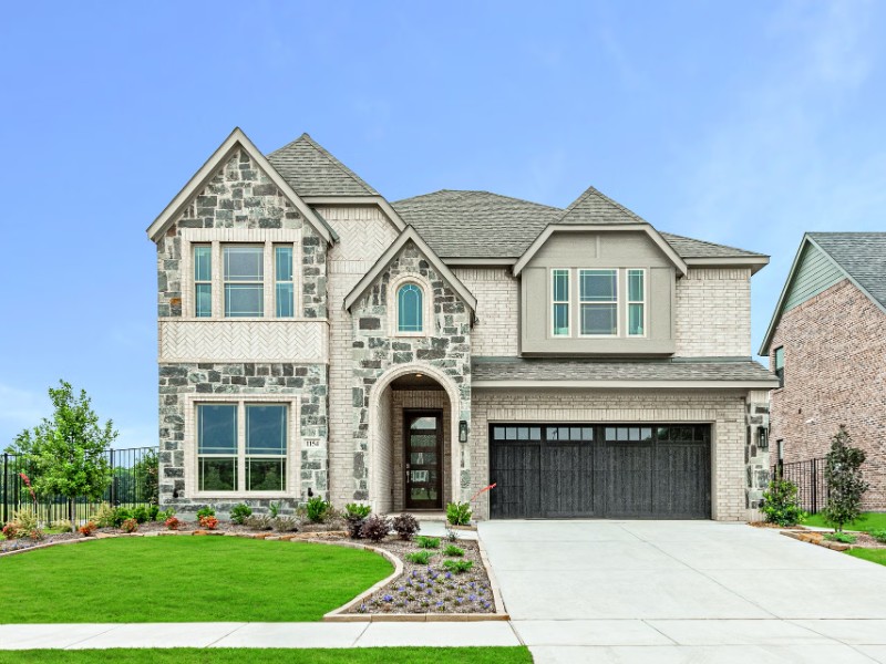 2200 Broken Arrow Drive - Texas - Aubrey - 76227